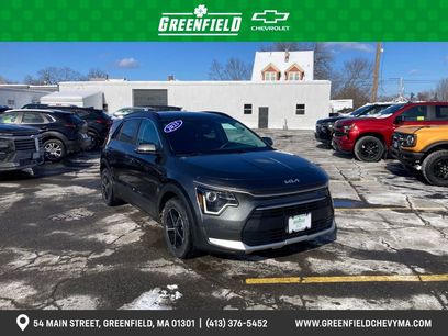 Used 2023 Kia Niro EX