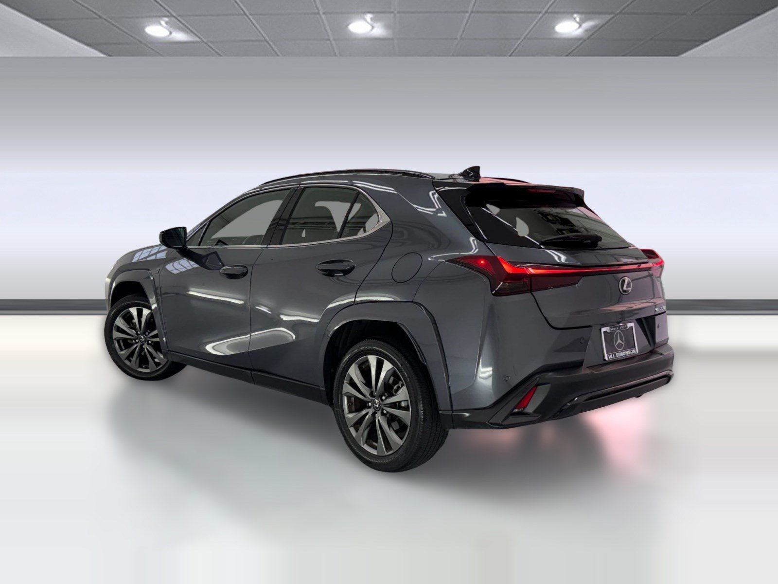 Used 2024 Lexus UX 250h F Sport FWD image 3