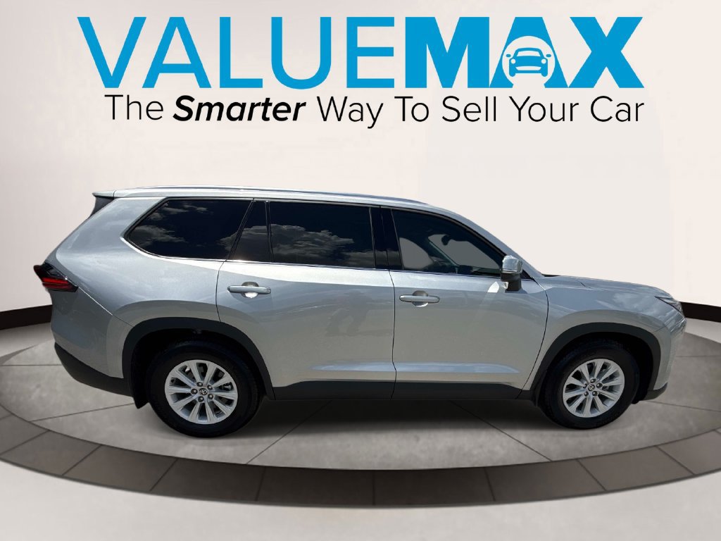 Used 2025 Toyota Grand Highlander FWD image 2