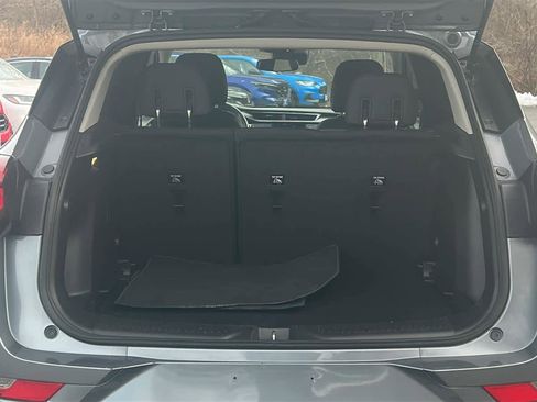 Used 2022 Buick Encore GX Preferred w/ Sport Touring Package image 10