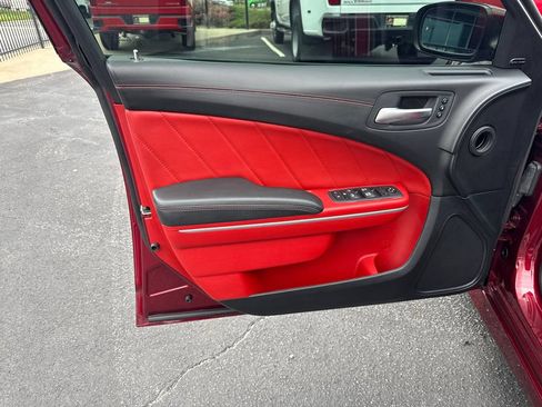 Used 2022 Dodge Charger Scat Pack w/ Plus Group RWD image 11