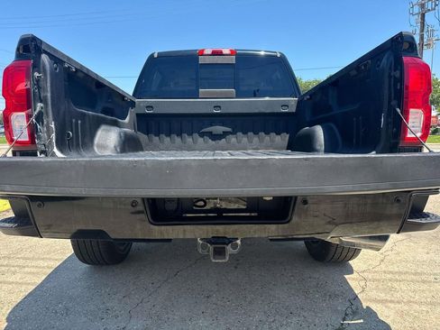 Used 2018 Chevrolet Silverado 1500 High Country AWD/4WD image 9