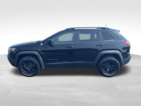 Used 2022 Jeep Cherokee Trailhawk w/ Comfort/Convenience Group AWD/4WD image 2