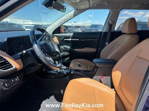 Used 2024 Kia Seltos EX FWD image 5