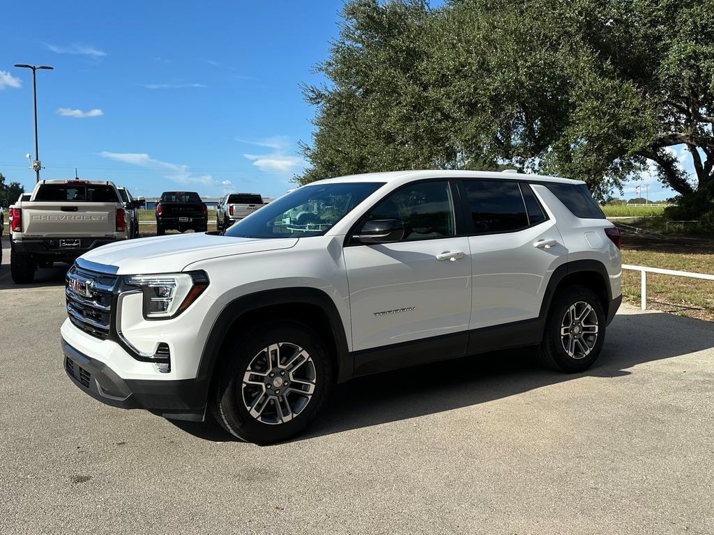 Used 2026 GMC Terrain Elevation AWD/4WD image 1