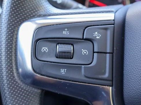 Certified 2025 Chevrolet Blazer LT FWD image 14