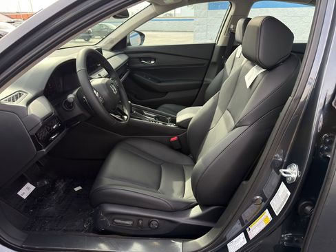 Used 2026 Honda Accord EX-L image 17