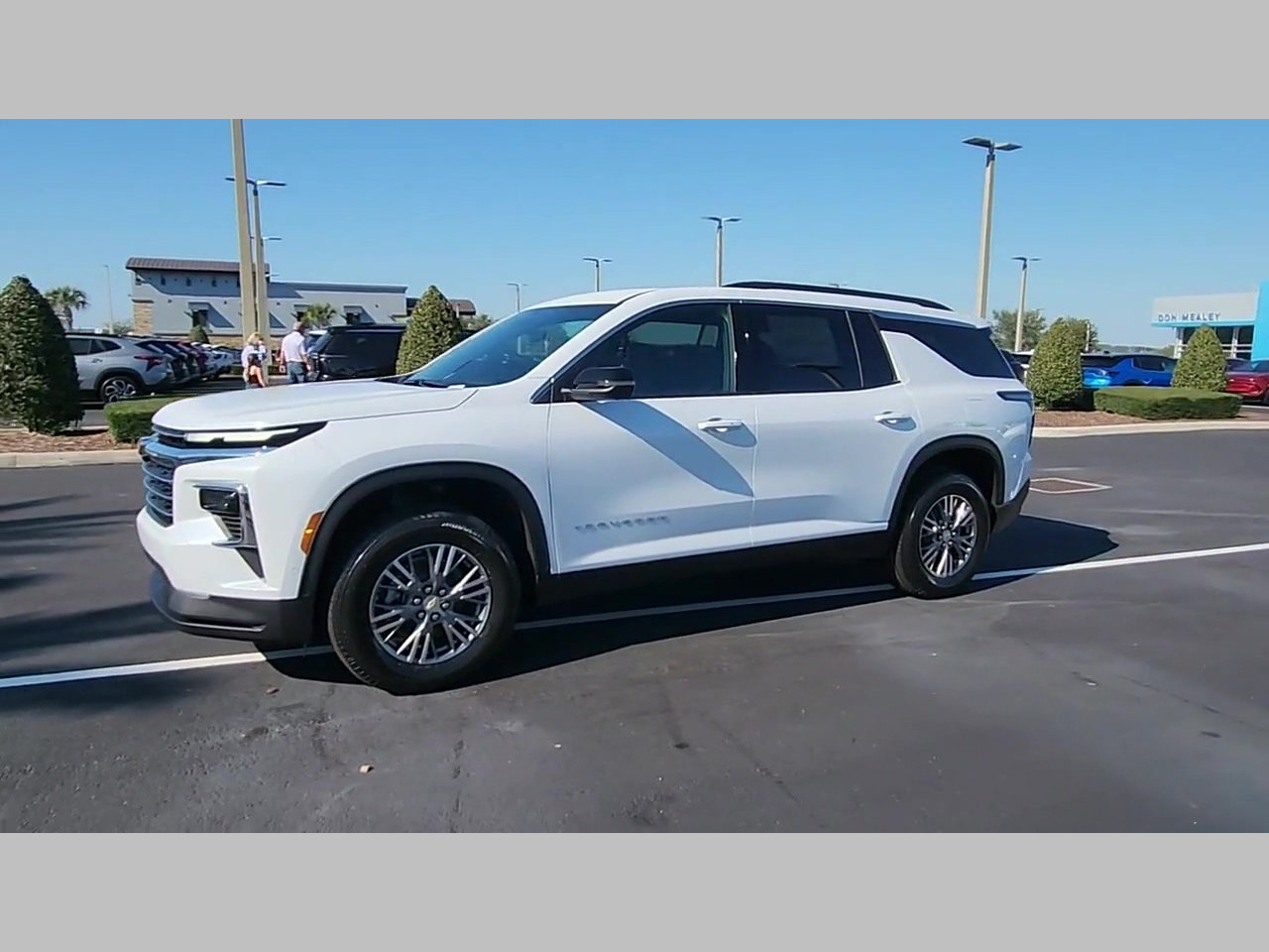 New 2026 Chevrolet Traverse LT w/ Enhanced Driving Package FWD image 18