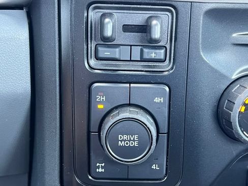 New 2025 Ford F250 XL w/ 360-Degree Camera Package AWD/4WD image 28
