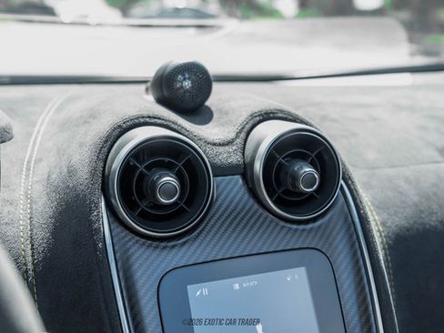 Used 2018 McLaren 570S Spider RWD image 25