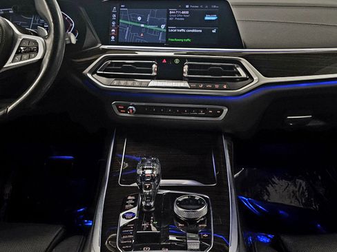 Used 2019 BMW X7 xDrive50i w/ Dynamic Handling Package image 14