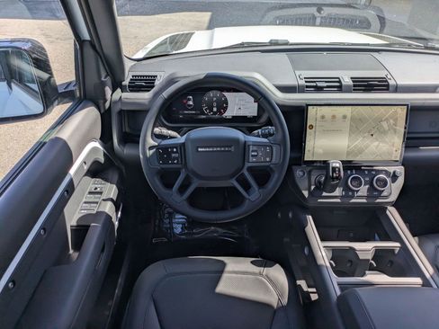 New 2026 Land Rover Defender 110 X-Dynamic SE AWD/4WD image 27
