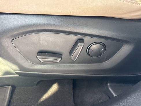 Certified 2023 Ford Explorer XLT w/ Equipment Group 202A image 24