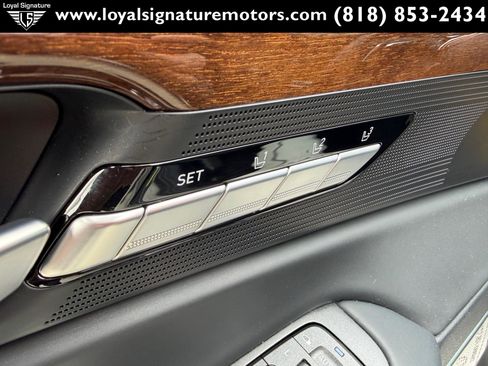 Used 2019 Genesis G90 5.0 Ultimate image 25