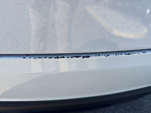 Used 2024 Tesla Model X Base image 11