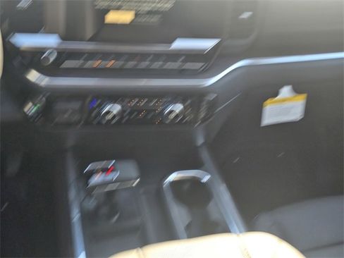 New 2026 GMC Sierra 1500 SLT image 15