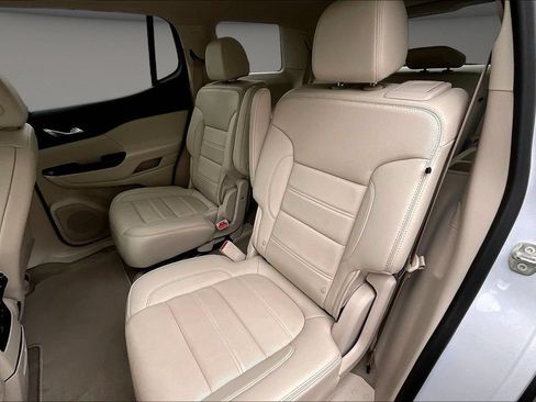Used 2022 GMC Acadia Denali AWD/4WD image 23