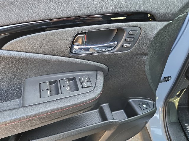 Used 2025 Honda Ridgeline Black Edition image 17