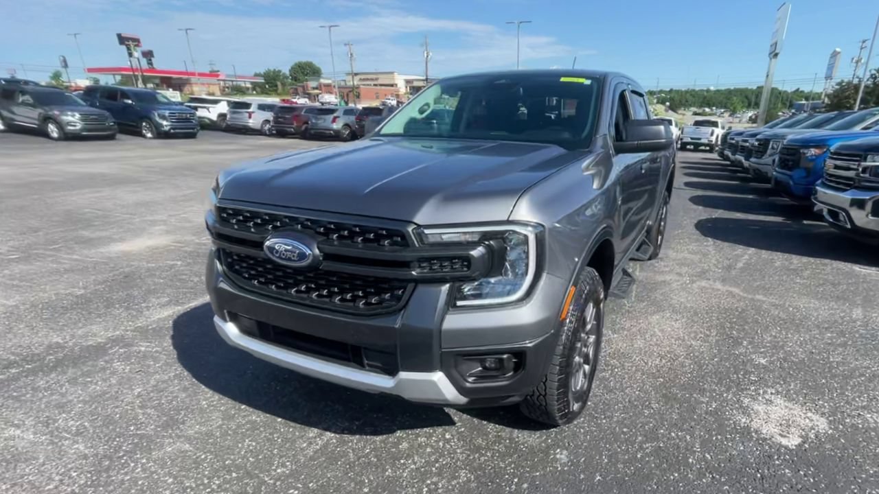 Used 2024 Ford Ranger XLT w/ Trailer Tow Package AWD/4WD image 4