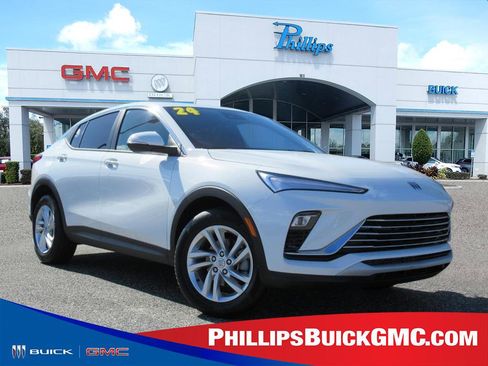 Used 2024 Buick Envista Preferred w/ Convenience I Package image 1