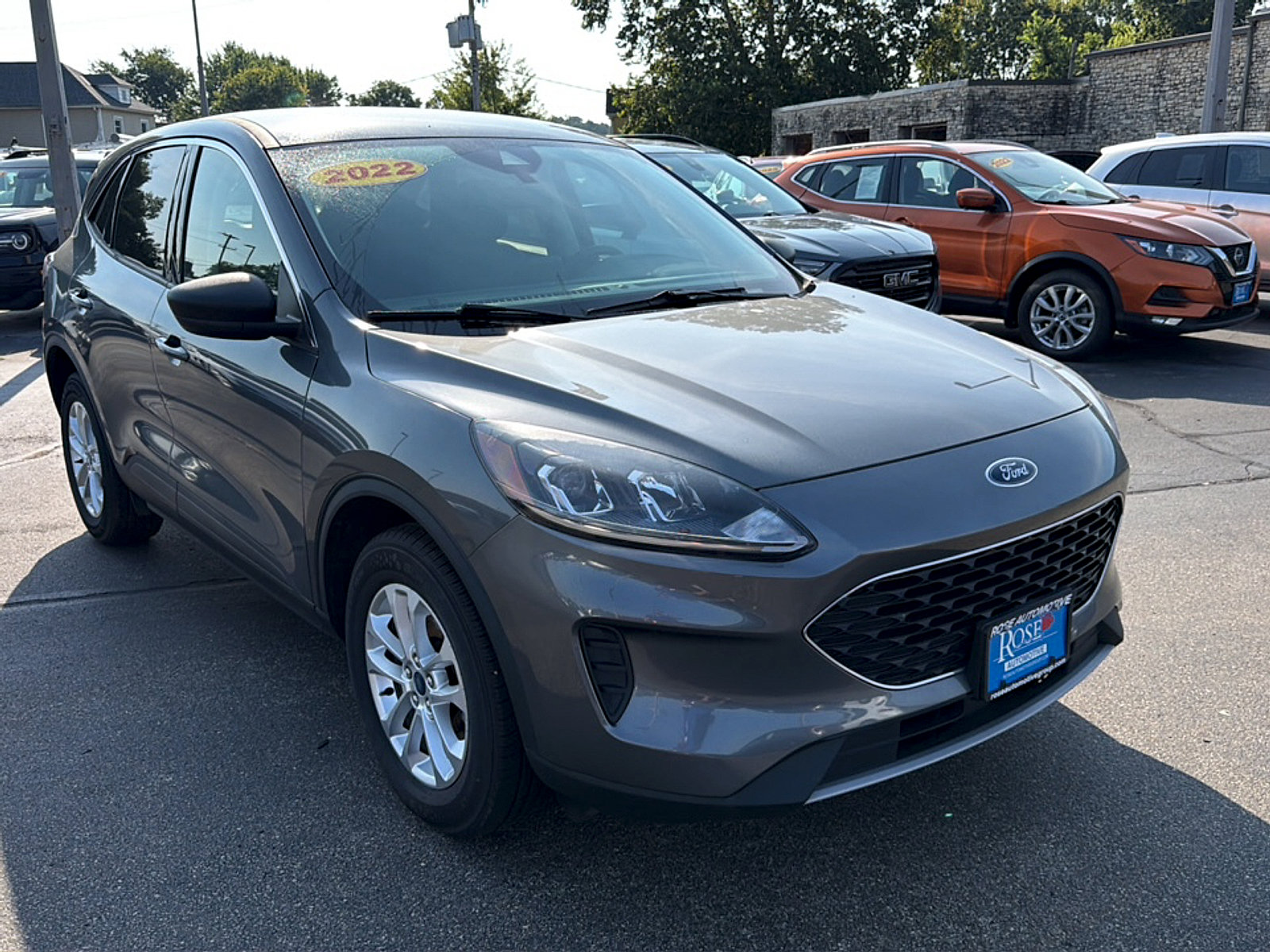 Used 2022 Ford Escape SE AWD/4WD image 1