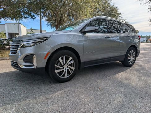Used 2024 Chevrolet Equinox Premier image 3