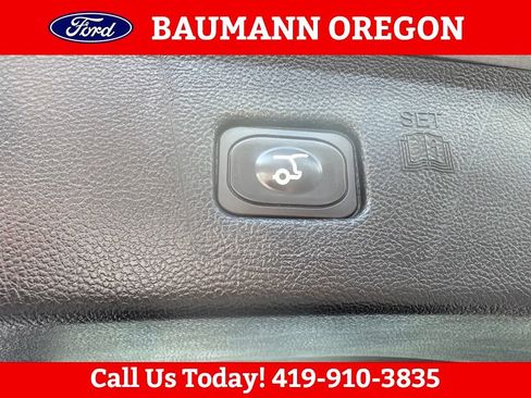 Used 2024 Ford Edge SEL w/ Convenience Package AWD/4WD image 13