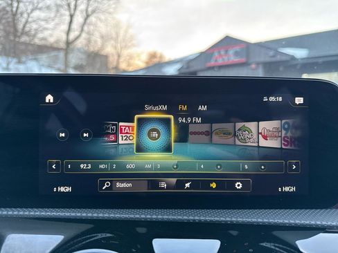 Used 2022 Mercedes-Benz A 220 4MATIC w/ AMG Line image 54