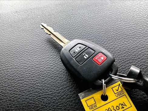 Used 2021 Toyota Tundra SR5 image 15