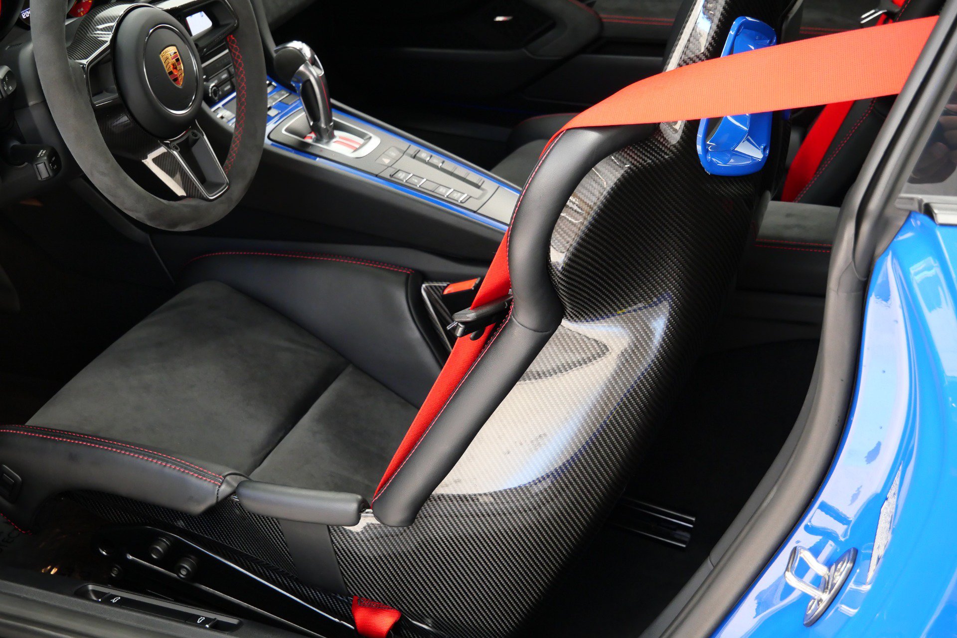 Used 2019 Porsche 911 GT2 RS RWD image 27