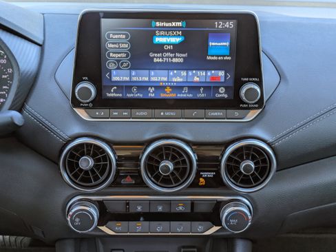 Used 2024 Nissan Sentra SV image 5