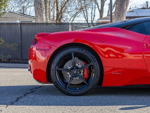 Used 2010 Ferrari 458 Italia Coupe image 18