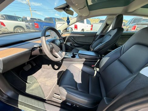 Used 2023 Tesla Model 3 Long Range AWD/4WD image 9