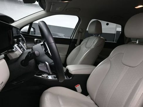 Used 2023 Kia Sorento EX AWD/4WD image 10