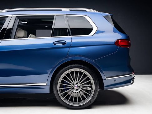 Used 2022 BMW ALPINA XB7 AWD/4WD image 21