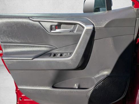Used 2023 Toyota RAV4 XLE FWD image 10
