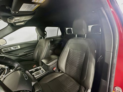 Used 2020 Ford Explorer XLT w/ Class III Trailer Tow Package AWD/4WD image 20