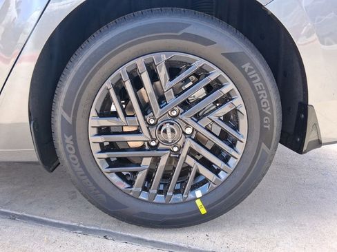New 2026 Nissan Sentra SV w/ SV Convenience Package FWD image 28