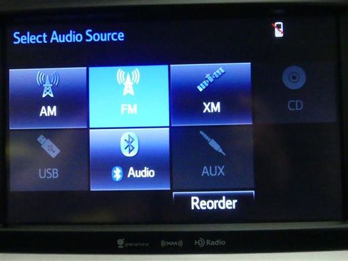 Used 2019 Toyota Highlander Plus image 13