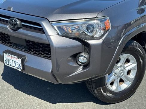 Certified 2021 Toyota 4Runner SR5 RWD image 3