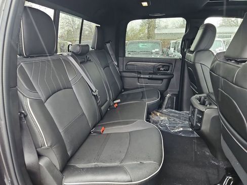 New 2026 RAM 2500 Limited AWD/4WD image 15