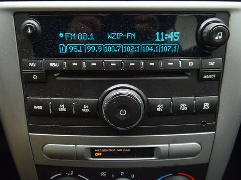 Used 2010 Chevrolet Cobalt LT image 23