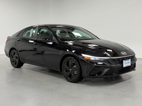 Certified 2026 Hyundai Elantra Sport image 6