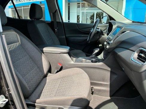 Used 2022 Chevrolet Equinox LT FWD image 9
