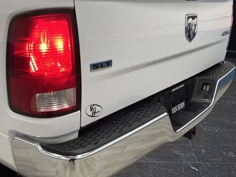 Used 2023 RAM 1500 Classic SLT image 29