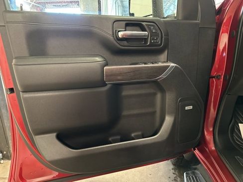 Used 2020 Chevrolet Silverado 2500 LTZ w/ LTZ Plus Package image 8