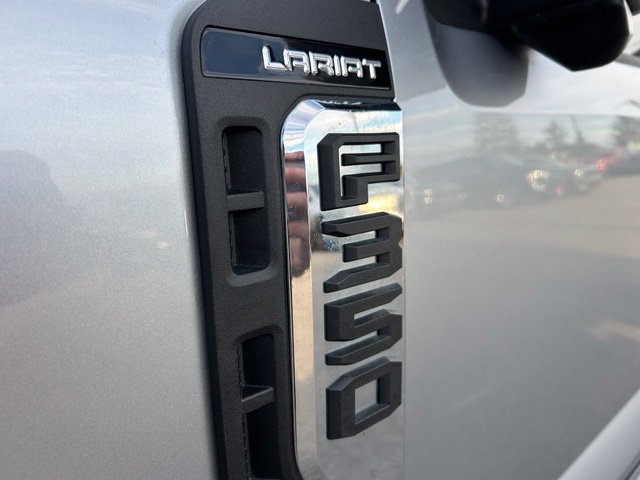 Used 2024 Ford F350 Lariat w/ Lariat Ultimate Package AWD/4WD image 10