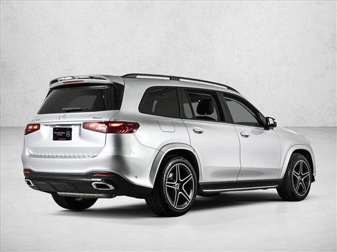 Certified 2026 Mercedes-Benz GLS 450 4MATIC image 5