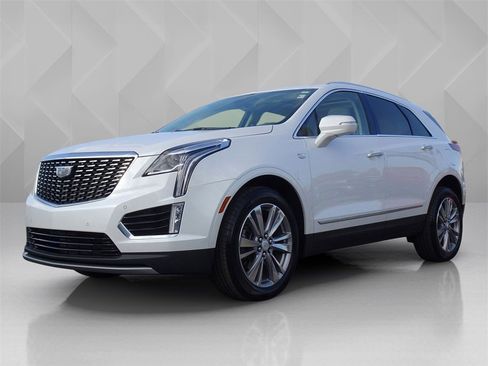 Certified 2024 Cadillac XT5 Premium Luxury w/ LPO, Floor Liner Package image 1