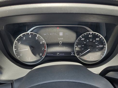 Used 2020 Nissan Titan SV w/ SV Convenience Package image 18